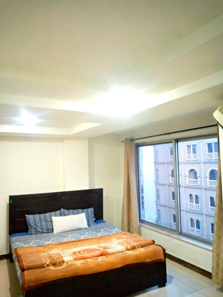 Comfortable Rental Apartments In Bahria Town ราวัลปินดี ภายนอก รูปภาพ