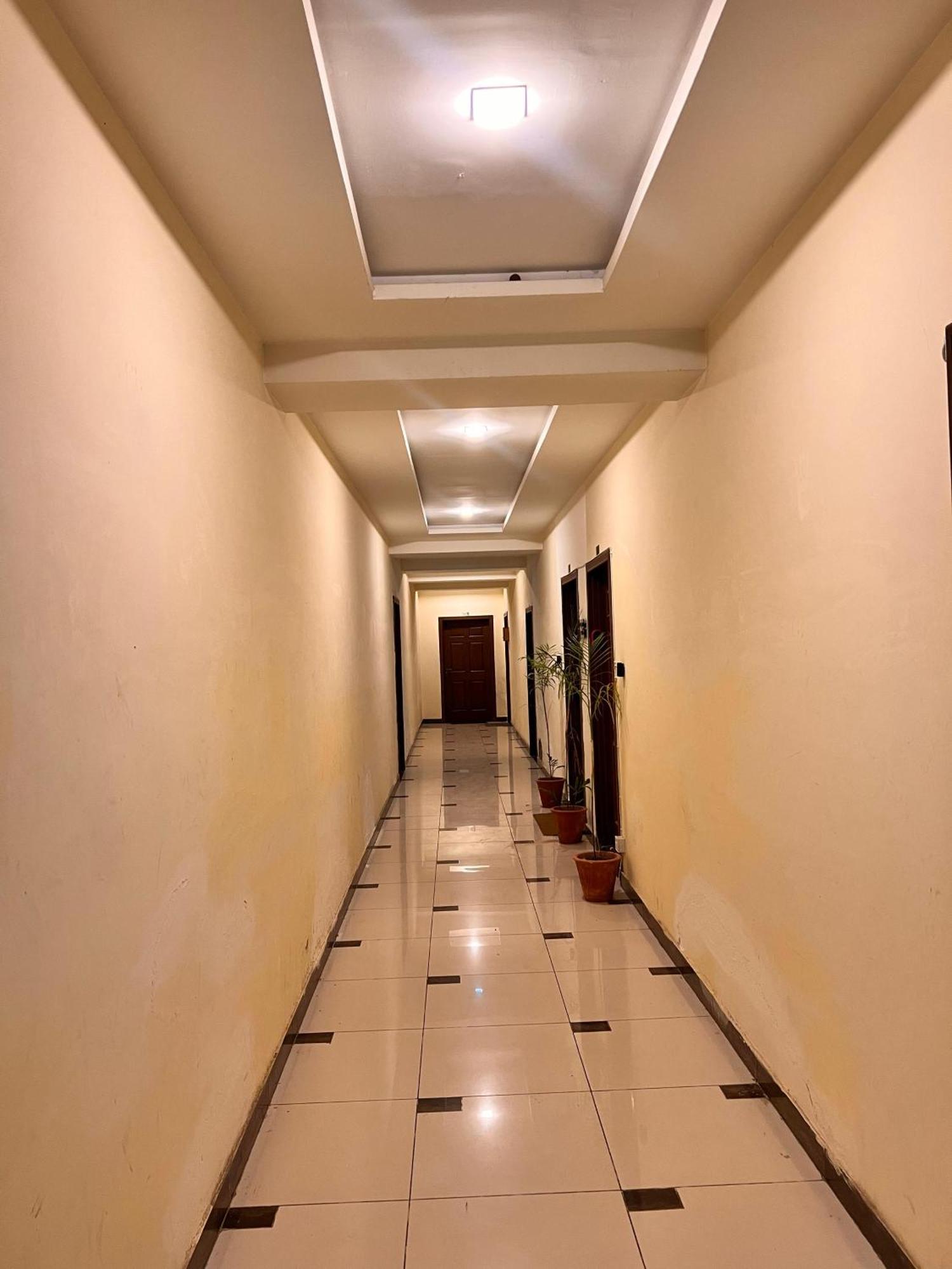 Comfortable Rental Apartments In Bahria Town ราวัลปินดี ภายนอก รูปภาพ
