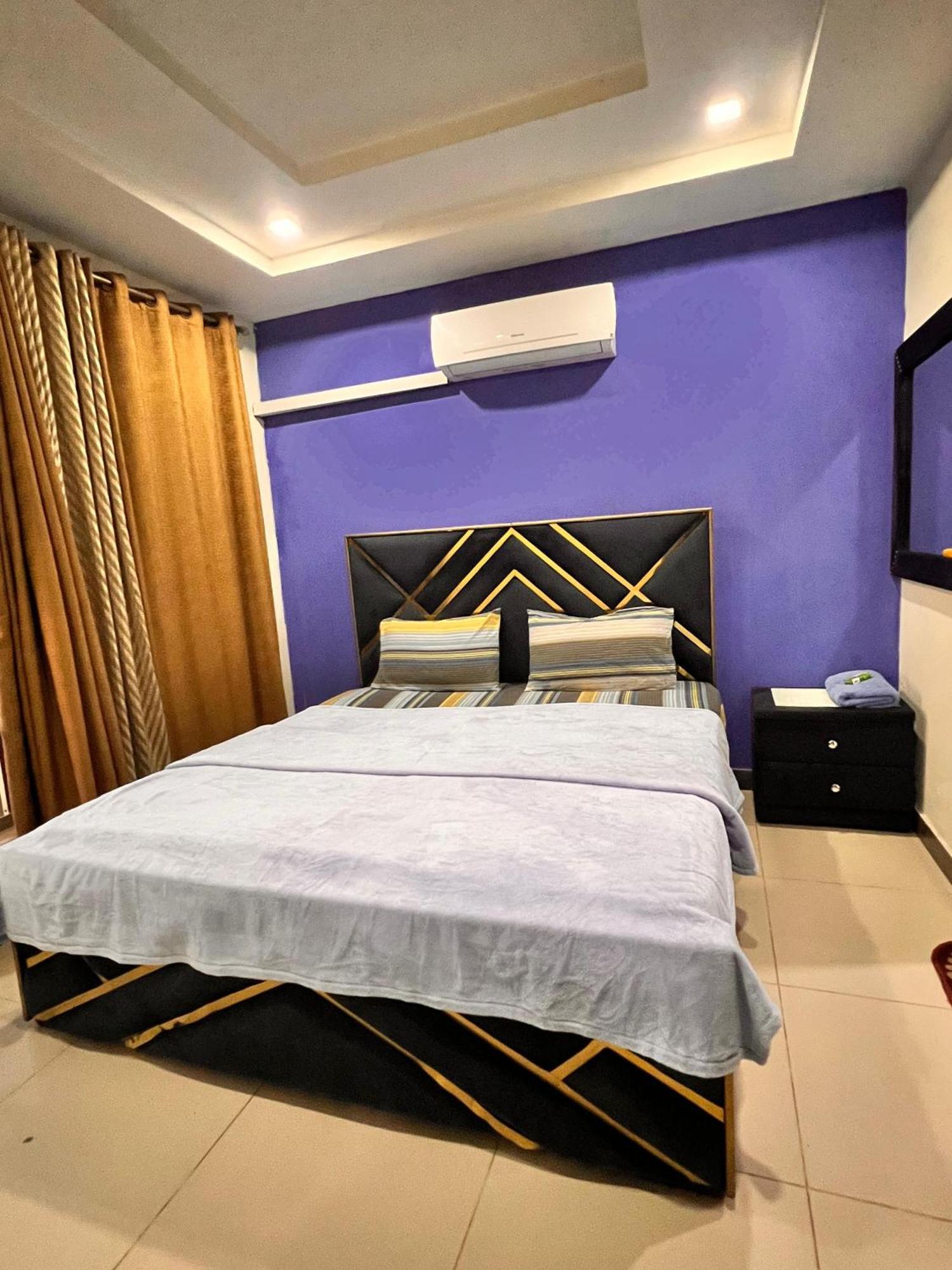 Comfortable Rental Apartments In Bahria Town ราวัลปินดี ภายนอก รูปภาพ